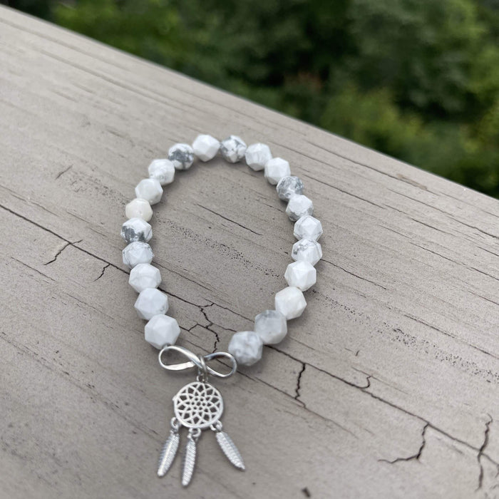 Howlite White & Gray Beaded Crown Jewel Bracelet with Silver